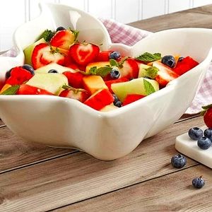 Dolly Parton serving bowl new in box